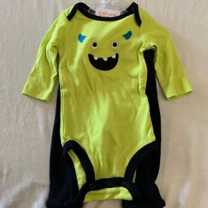 Carter’s 2 piece set